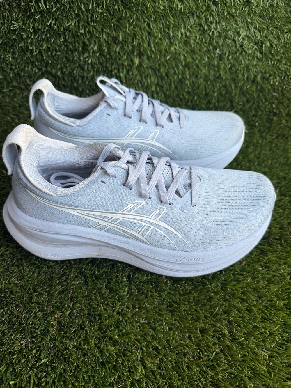 ASICS Gel Nimbus 28 women’s size 7
